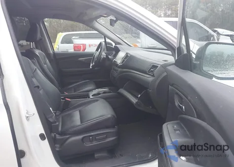 2021 Honda Ridgeline Awd Rtl from USA, damaged, VIN 5FPYK3F56MB009463